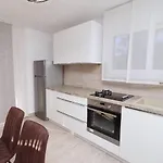 Bay *