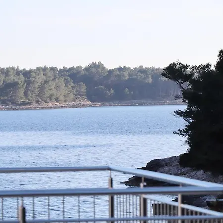 Green Bay Vela Luka