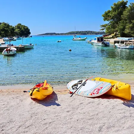 Green Bay Vela Luka