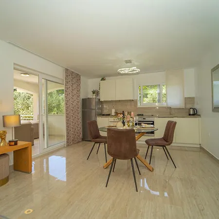 Bay Apartament
