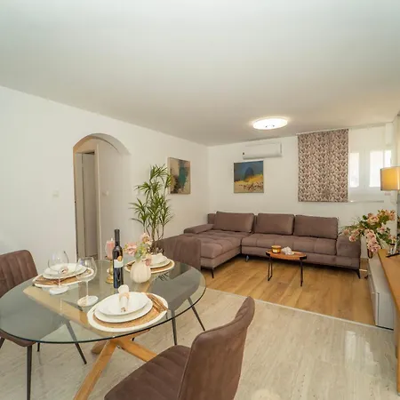 Bay Apartamento *