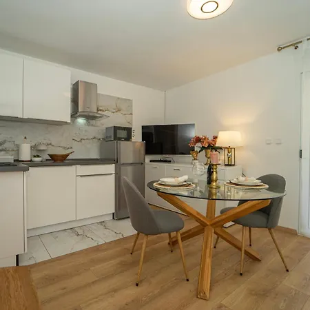 Bay Apartament