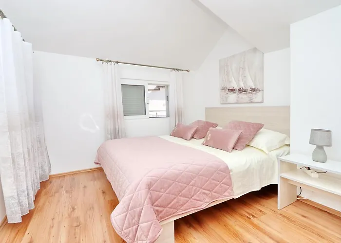 Bay Apartman Vela Luka