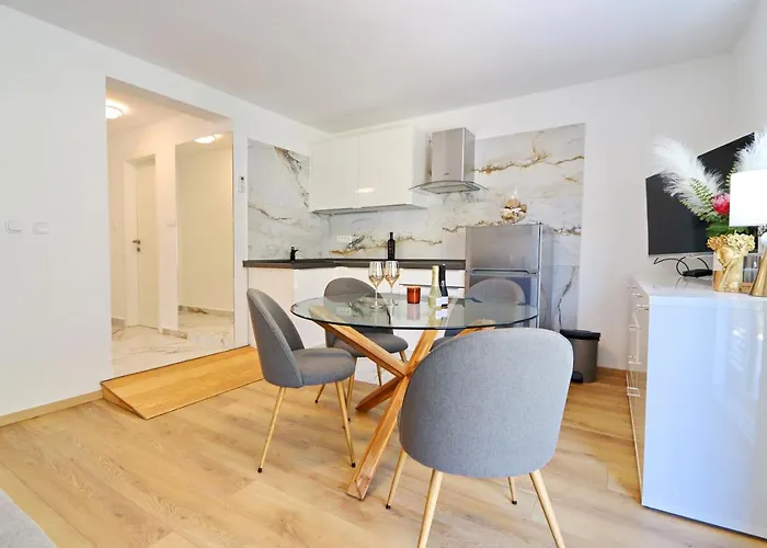Bay Apartman