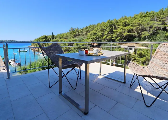 Bay Apartman Vela Luka